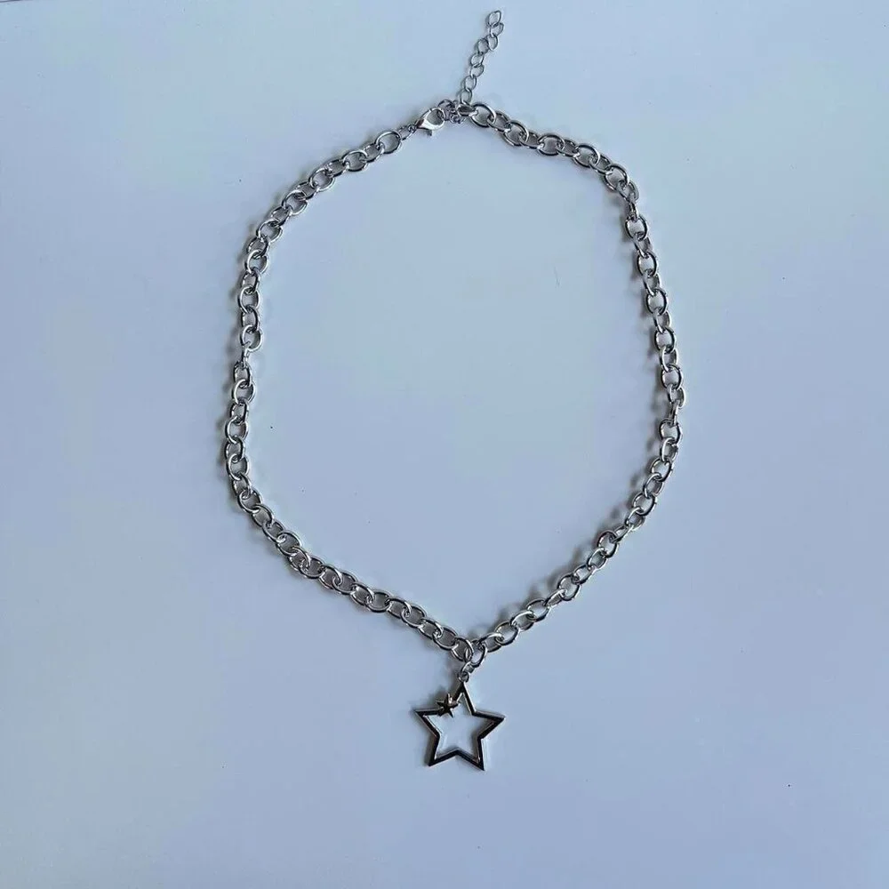 y2k 2000s star chain cute goth grunge silver necklace